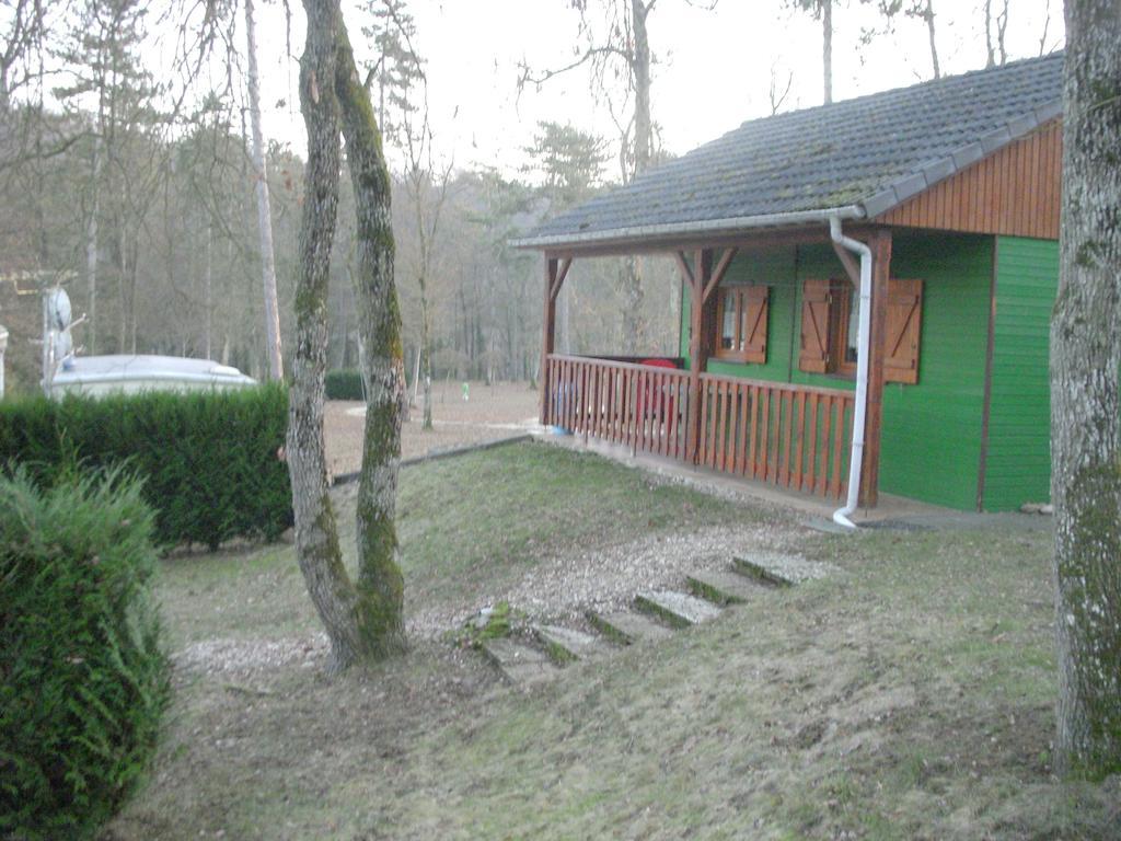 Camping De La Pelouse Jaulny エクステリア 写真