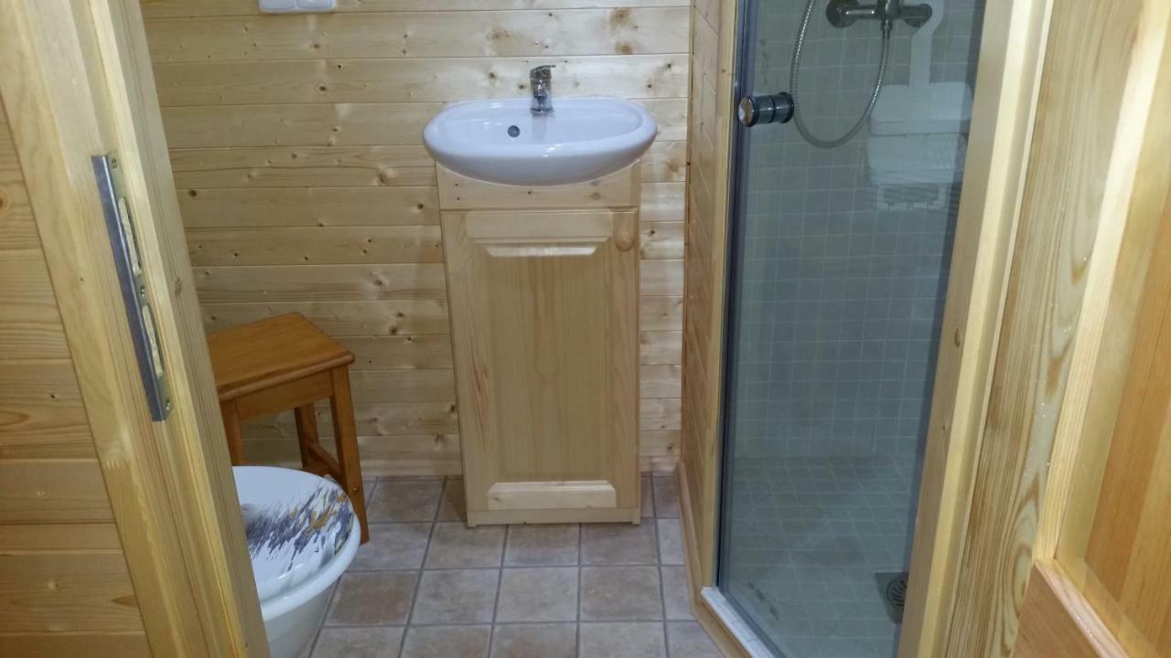 Camping De La Pelouse Jaulny エクステリア 写真